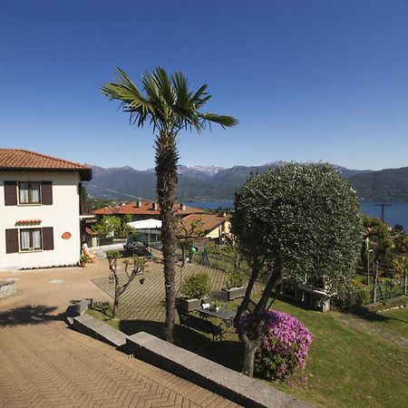 The Cottage On The Lake - Happy Rentals Baveno Extérieur photo