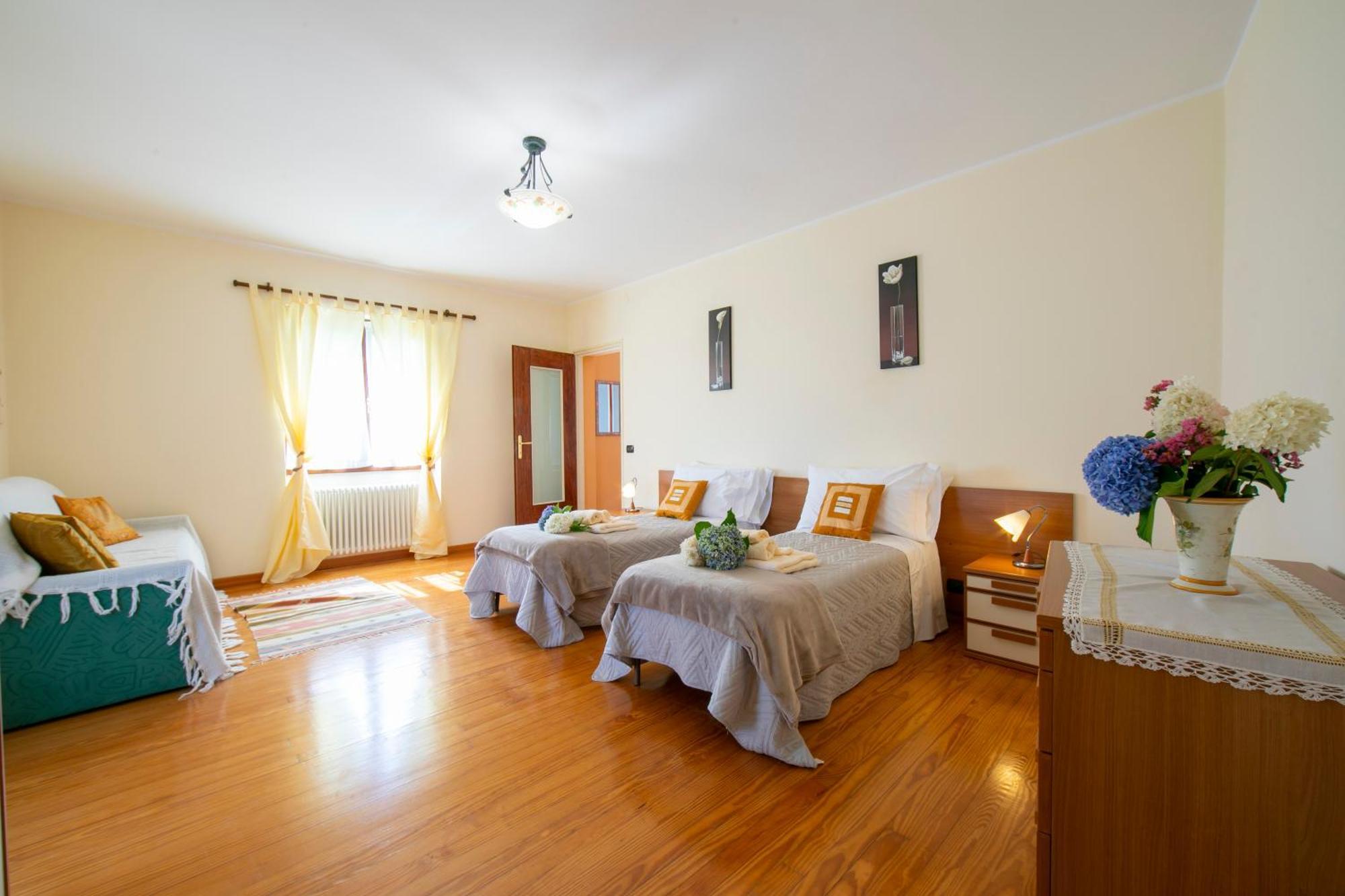 The Cottage On The Lake - Happy Rentals Baveno Extérieur photo